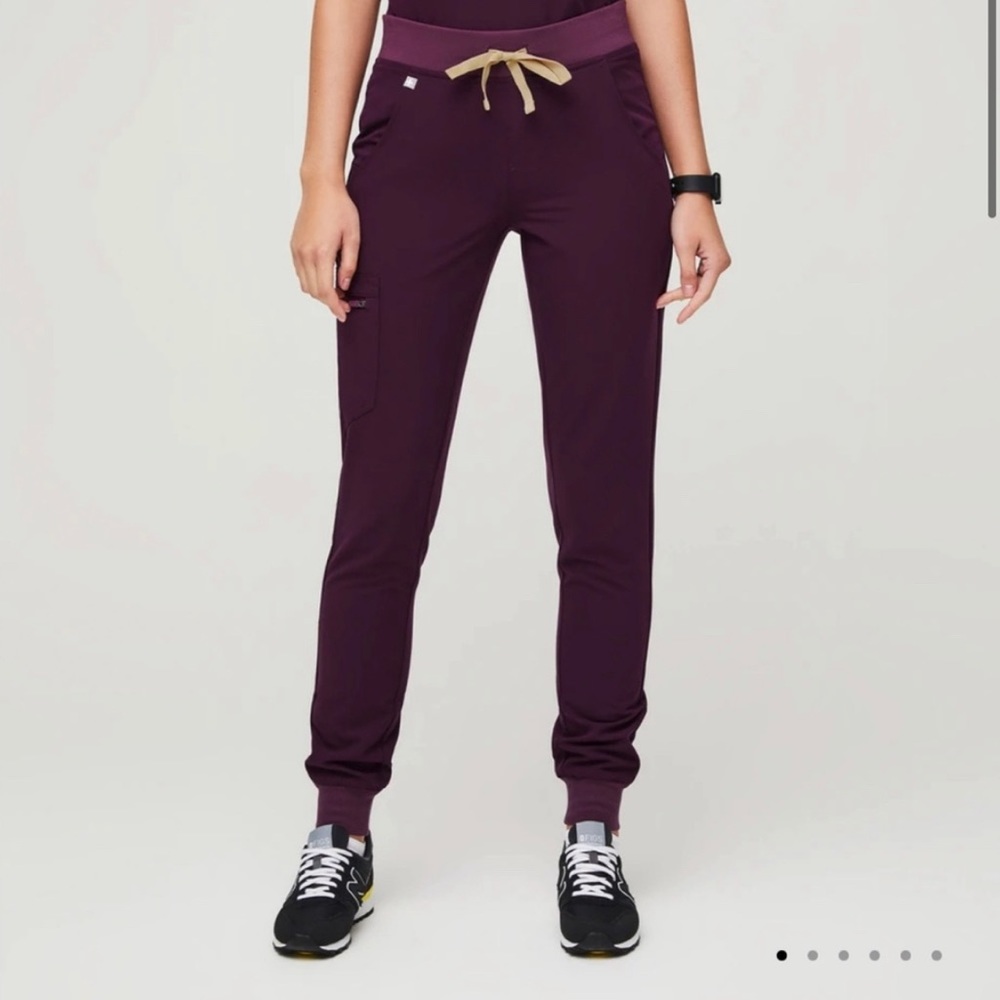 FIGS deep purple Zamora Jogger size MP